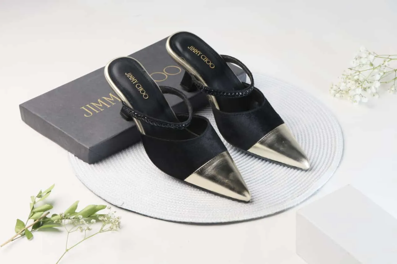 JIMMY CHOO WOMEN KITTEN HEEL - GOLD