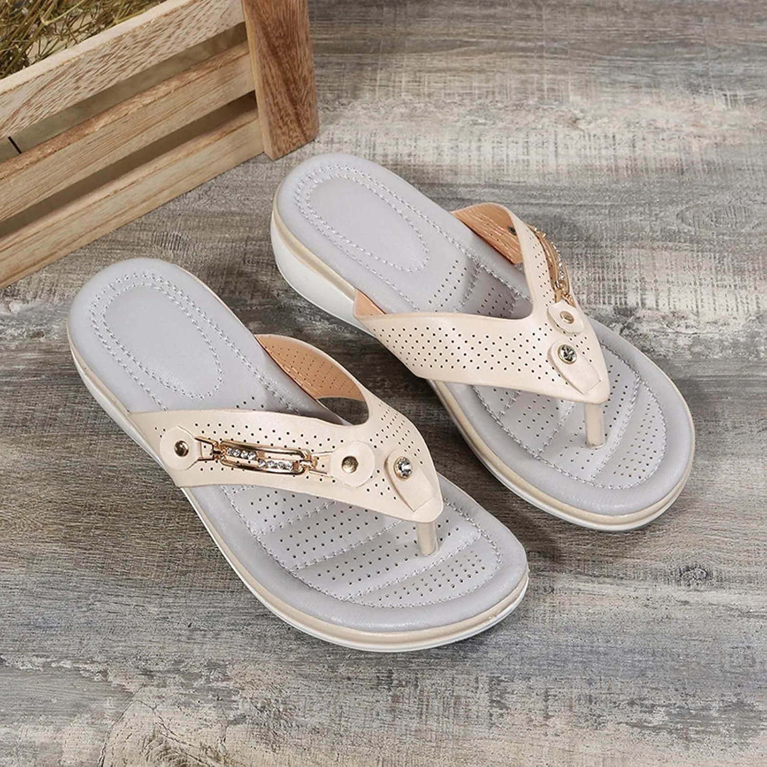 Red Flip Flops for Women Trendy Arch Support Soft Cushion Thong Sandals 2025 Summer Beach Slippers Shoes