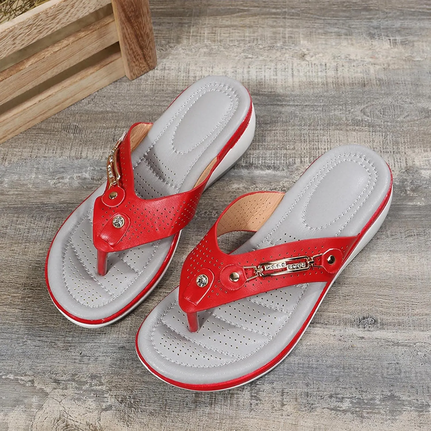 Red Flip Flops for Women Trendy Arch Support Soft Cushion Thong Sandals 2025 Summer Beach Slippers Shoes