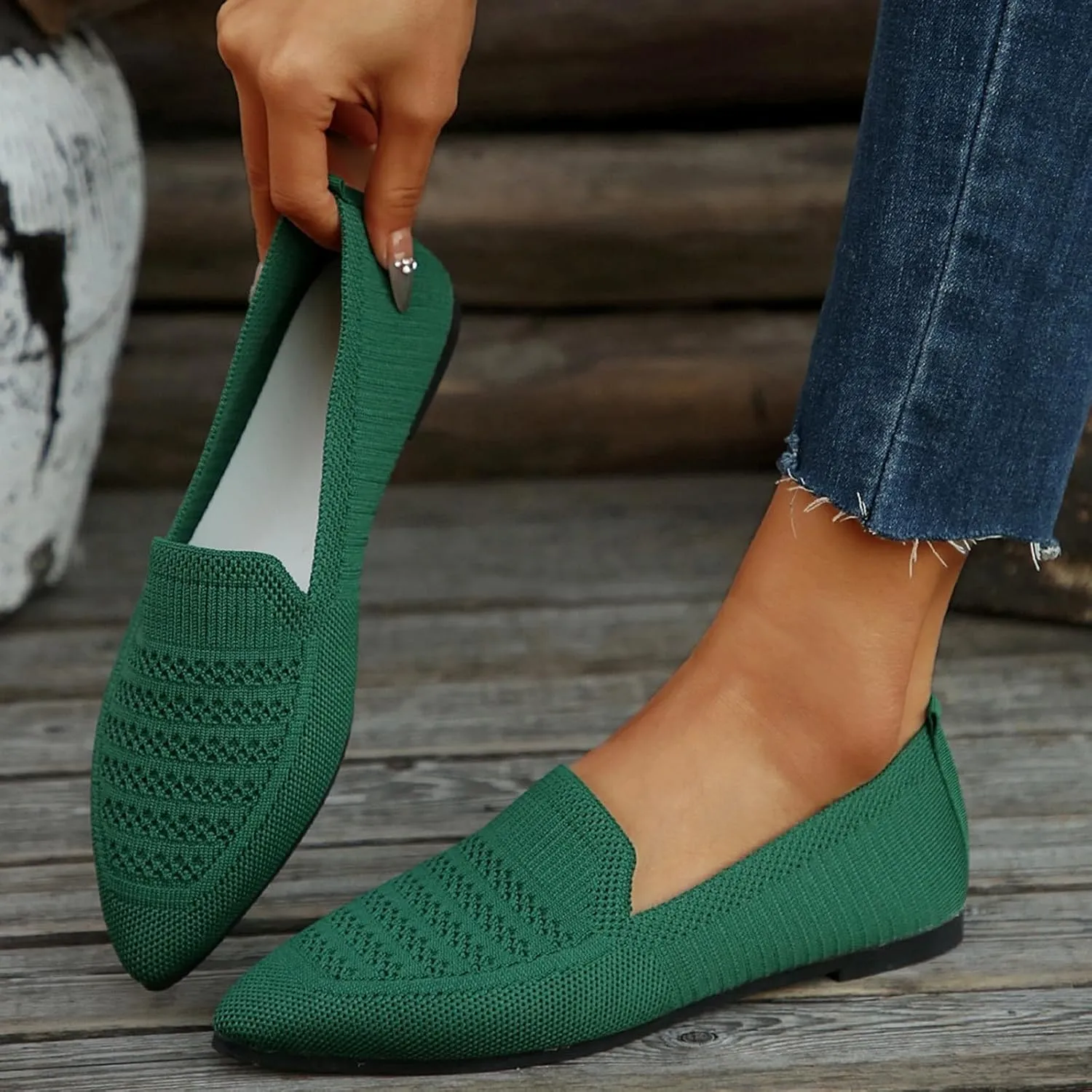Women's Casual Flat Shoes Summer Slip On Work Shoes Comfortable Mesh Breathable Sneakers Soft Wide Width Dress Sneakers