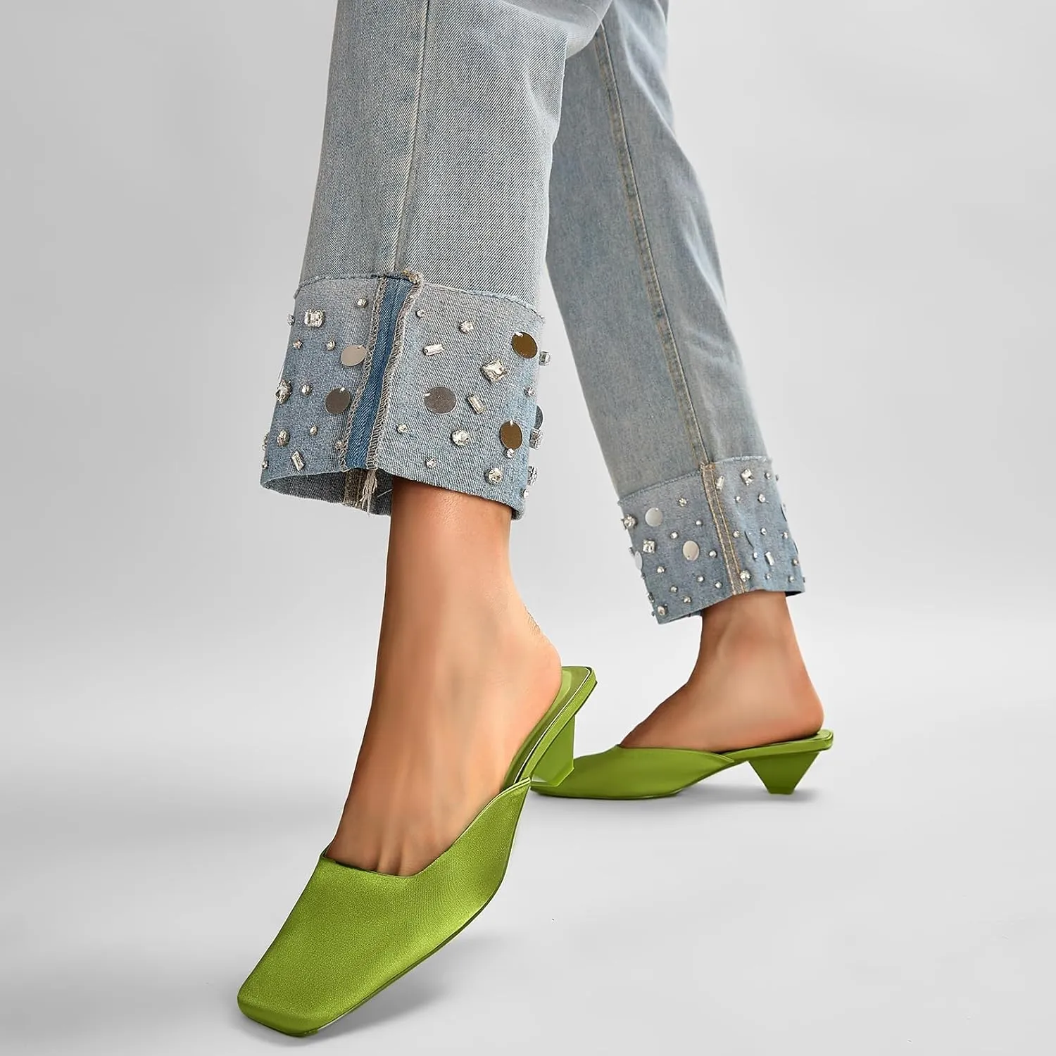 Women's Mules Low Heels Square Closed Toe Heel Comfortable Slip On Sandals Backless Dress Shoes