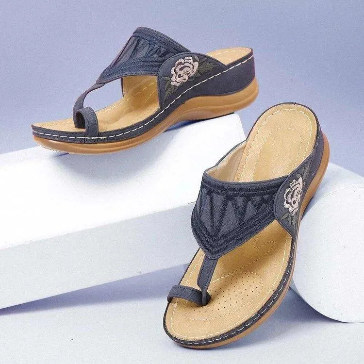 Women's ring toe flip flop wedge flower embroidery slides